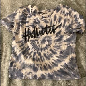 Hollister tie-dye blue and white crop top